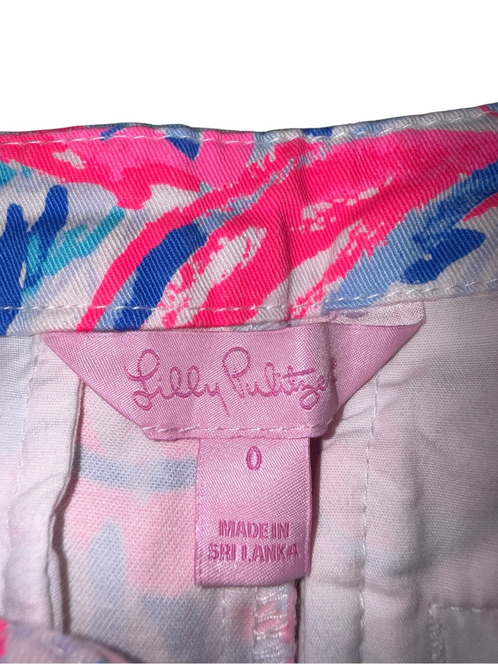 Lilly Pulitzer Hazelle Stretch Shorts – Cosmic Coral Cracked Up Lobster – Size 0 - Picture 5 of 7